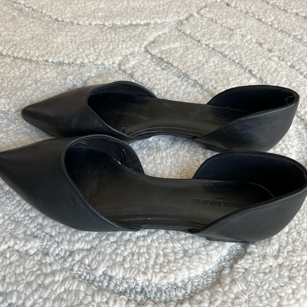 Flat black from Banana Republic - Picture 6 of 7
